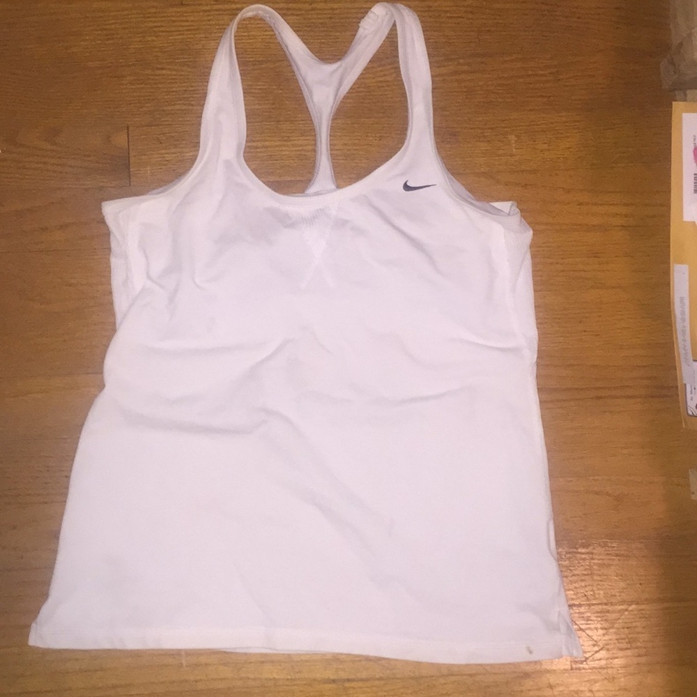 White nike Workout Tank
